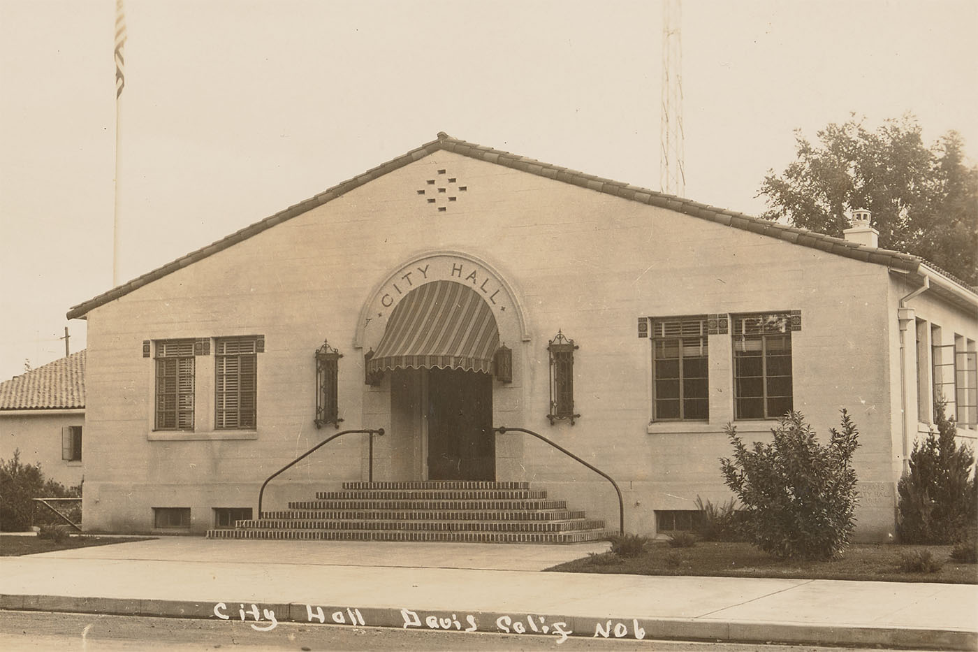 Postcard of City Hall, which is now Mamma restaurant in Downtown Davis. (Courtesy)