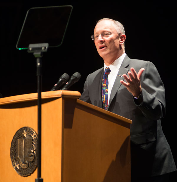  Ralph Hexter at podium